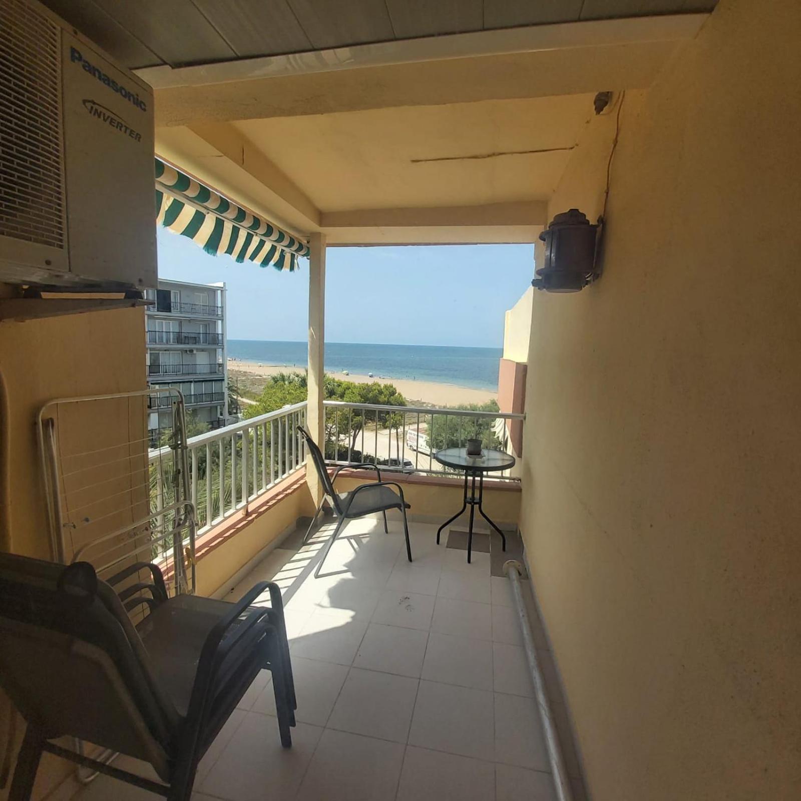Primera linea del mar Denia Exterior foto